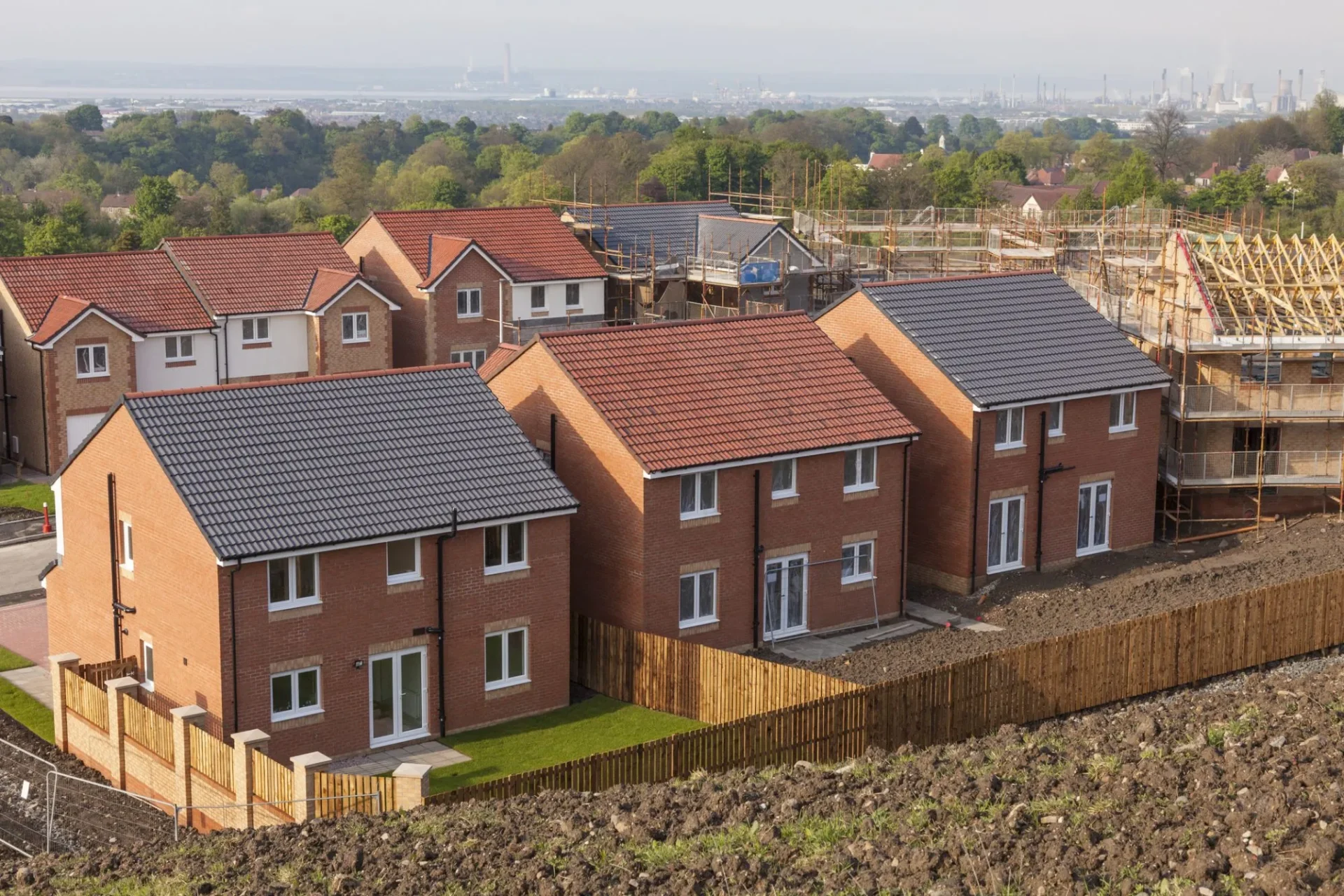 Should You Walk Away From a Property After a Bad Survey Report? 2 Residential and commercial properties across Uxbridge, Hayes, and the UB1–UB11 region surveyed by MSR Surveying