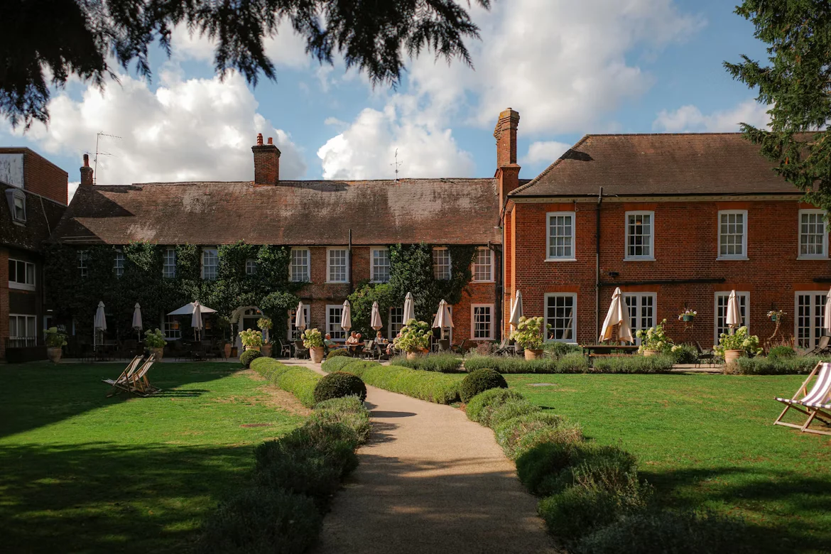 Surveyors in Chelsea providing professional RICS property surveys