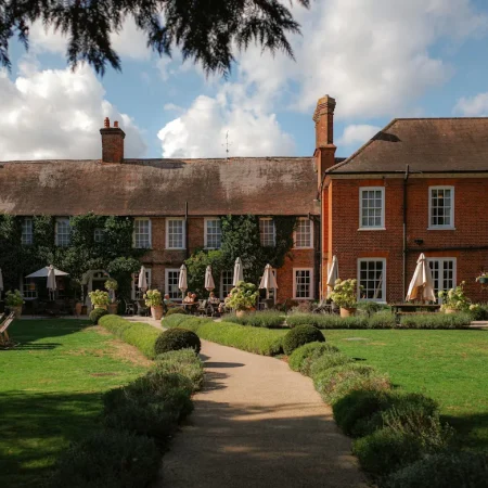 Surveyors in Chelsea providing professional RICS property surveys